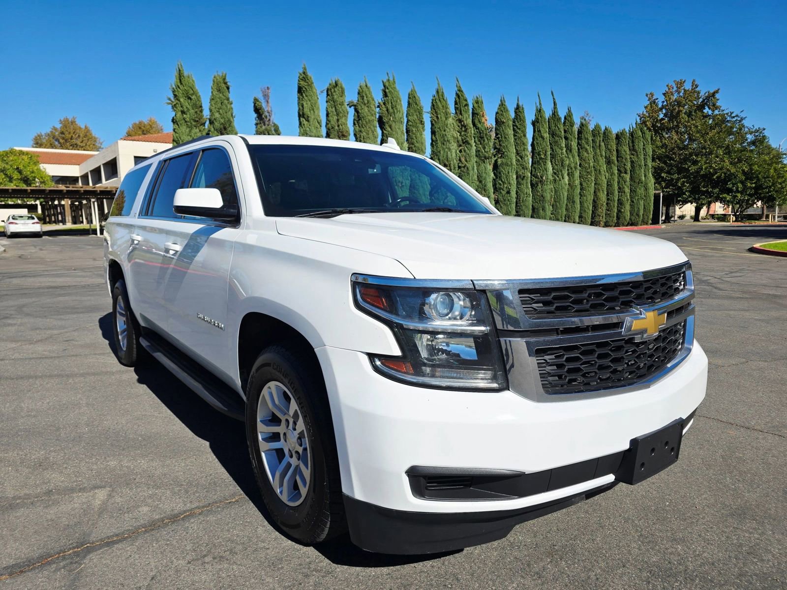 Used 2018 Chevrolet Suburban LT