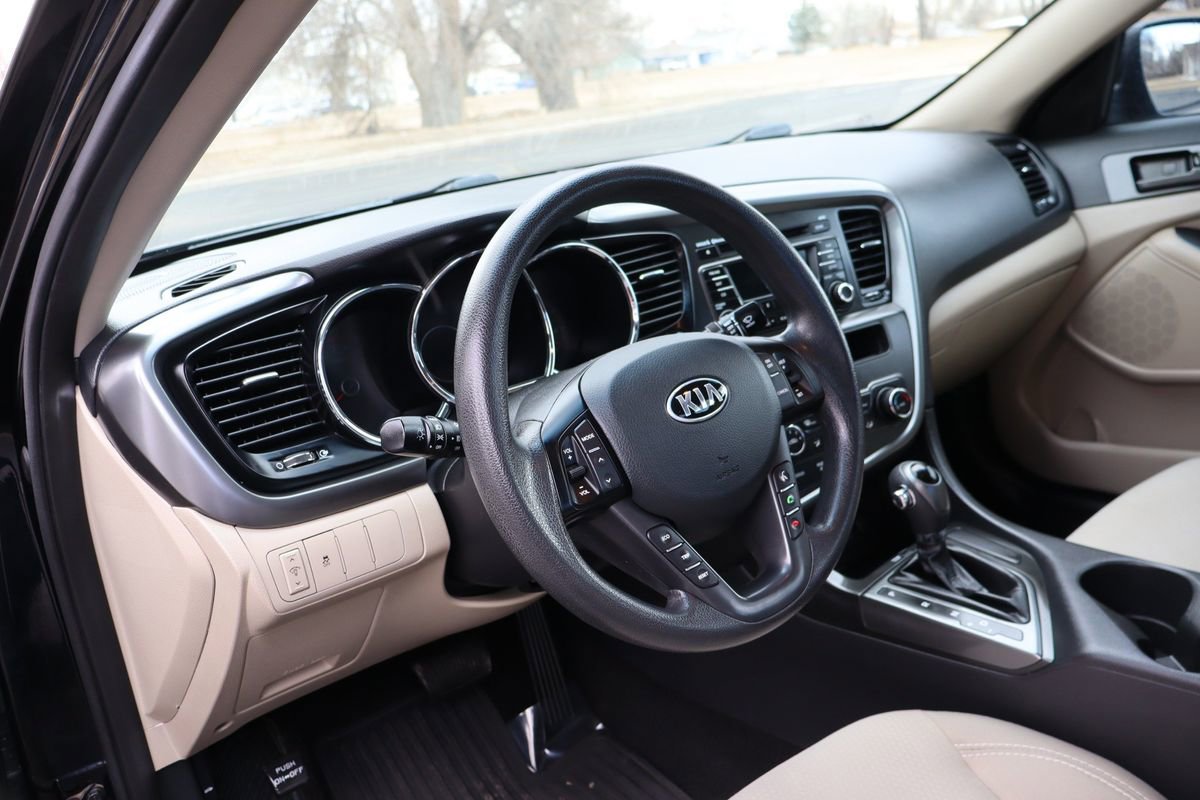 Used 2013 Kia Optima LX image 15
