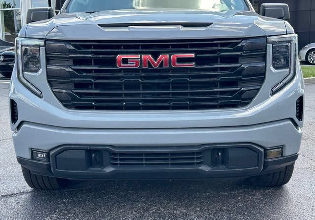 Used 2024 GMC Sierra 1500 Elevation AWD/4WD image 4