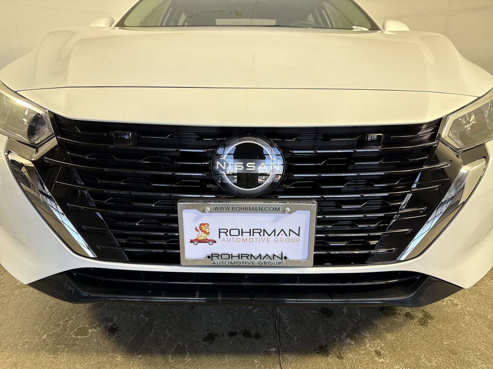 Certified 2025 Nissan Sentra SV image 27