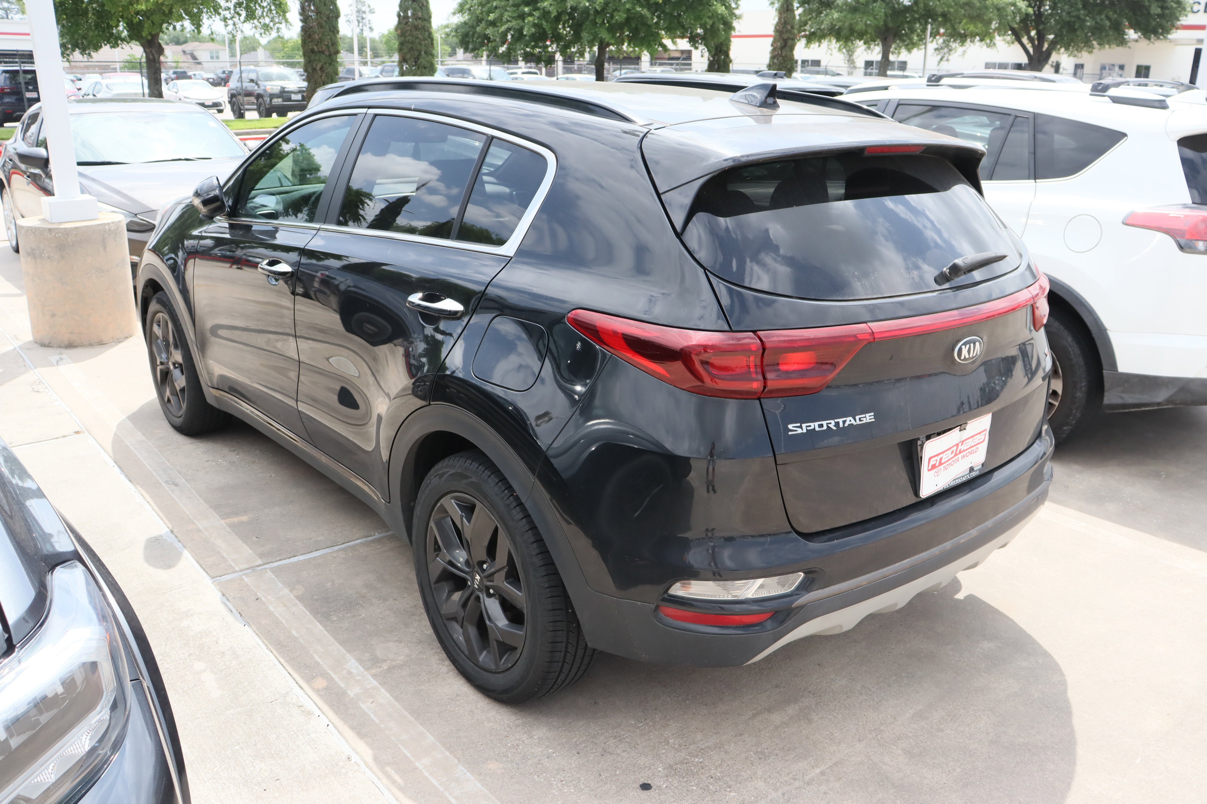 Used 2020 Kia Sportage S w/ S Sunroof Package image 5