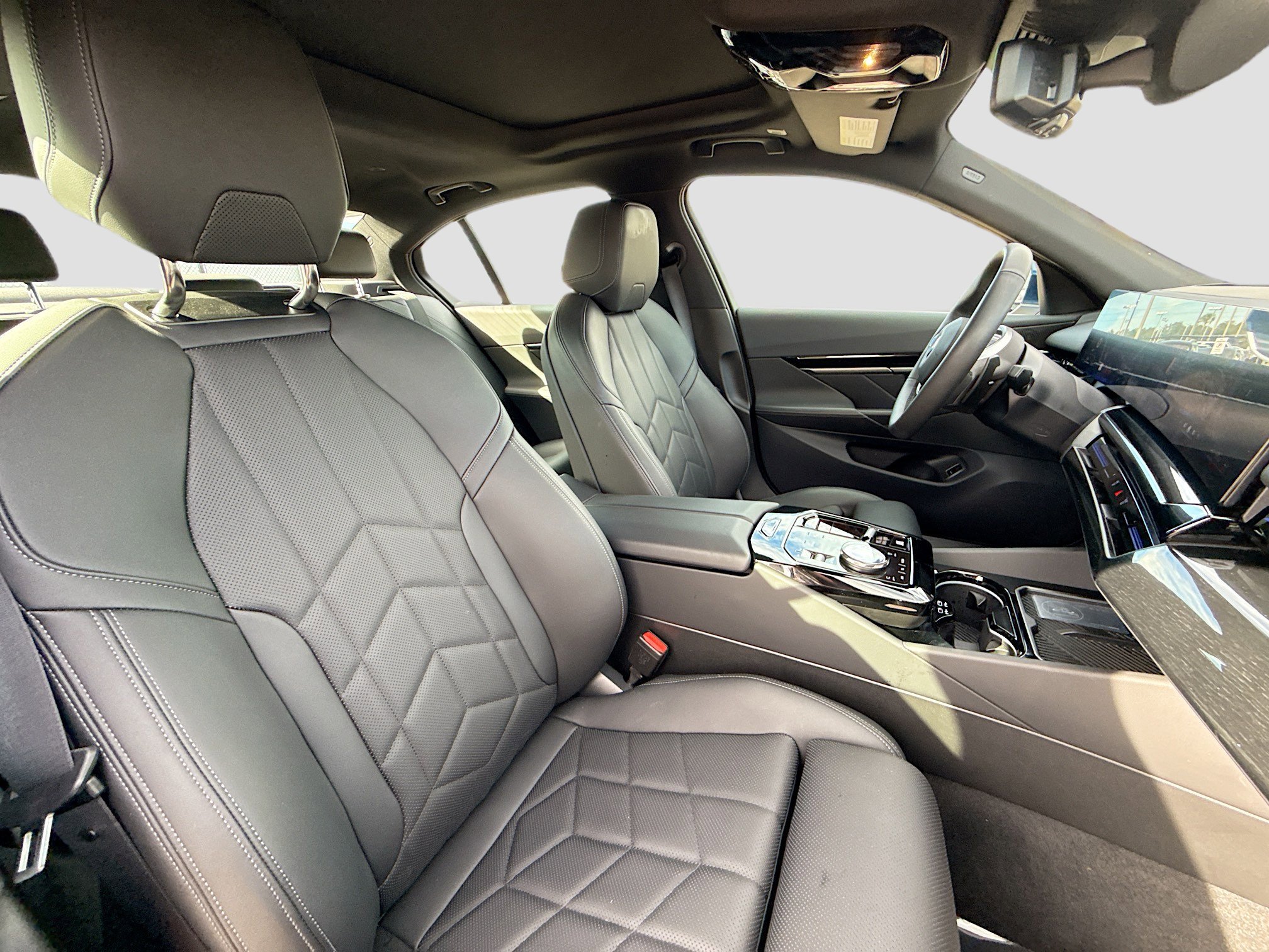 Used 2026 BMW 530i image 16