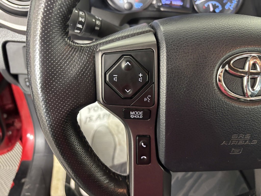 Used 2017 Toyota Tacoma TRD Off-Road w/ Tow Package image 18