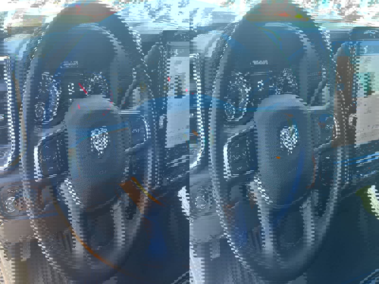 Used 2024 RAM 2500 Laramie w/ Night Edition image 55