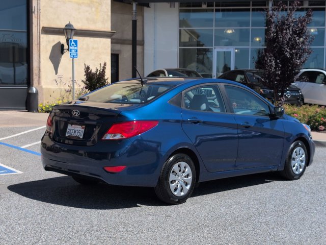 Used 2017 Hyundai Accent SE FWD image 5