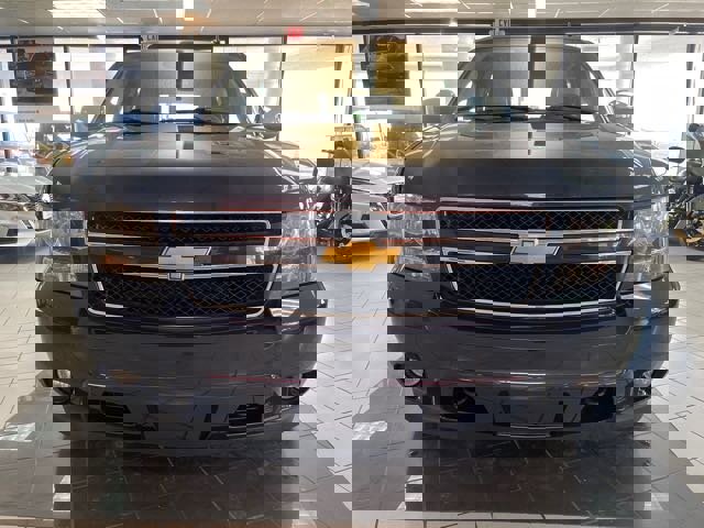 Used 2013 Chevrolet Tahoe LT w/ Luxury Package image 3