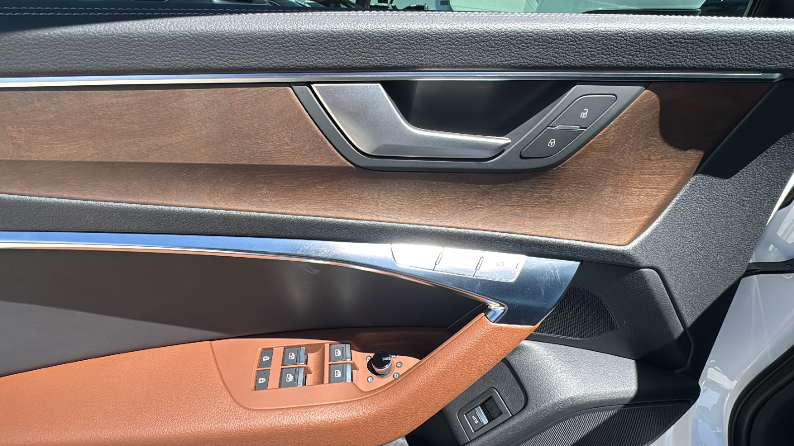 Used 2025 Audi A6 2.0T Premium w/ Convenience Plus Package image 13