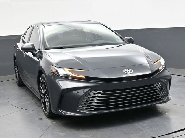 Used 2025 Toyota Camry XLE w/ Premium Plus Package FWD image 11