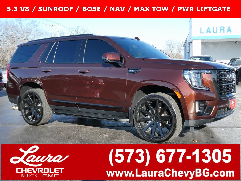 Used 2023 GMC Yukon SLT w/ SLT Premium Package image 1