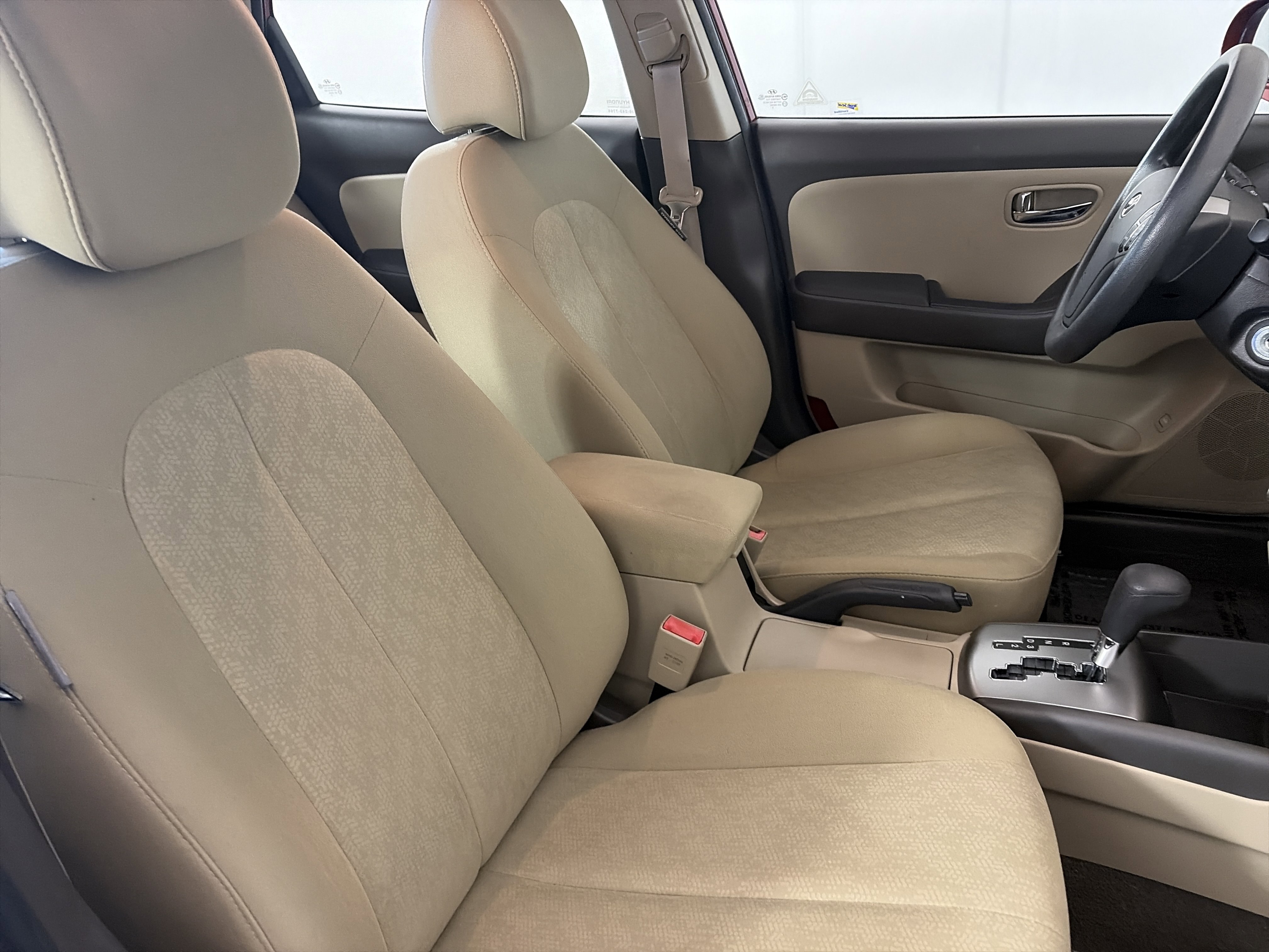 Used 2010 Hyundai Elantra GLS image 26