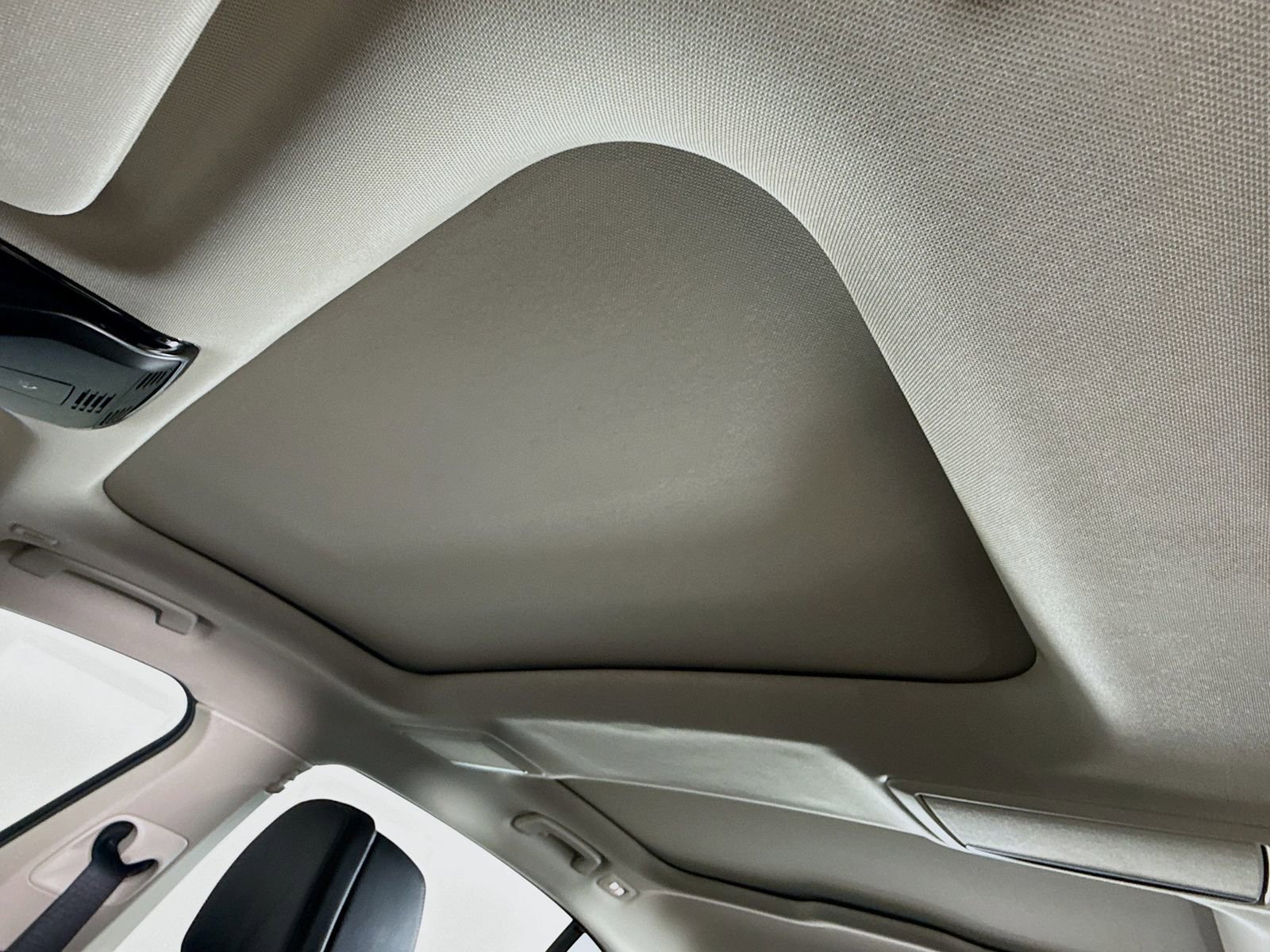 Certified 2022 BMW 740i image 23