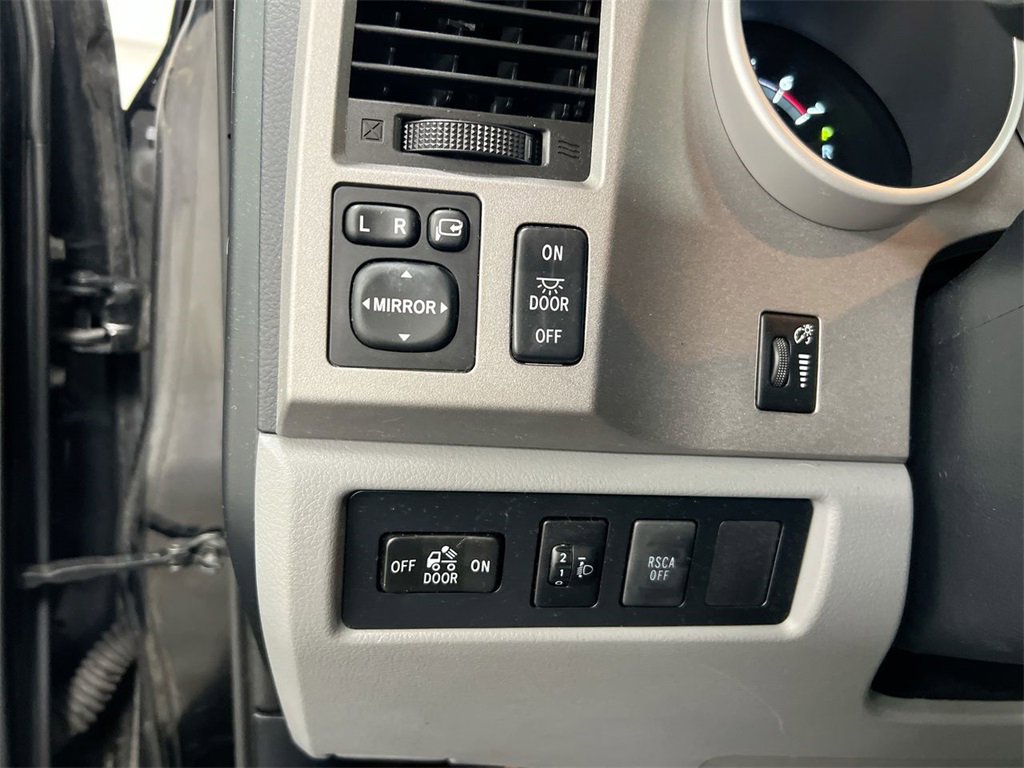 Used 2012 Toyota Tundra Limited image 16