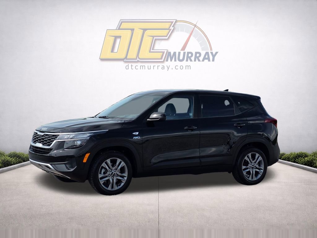 Used 2022 Kia Seltos LX AWD/4WD image 2