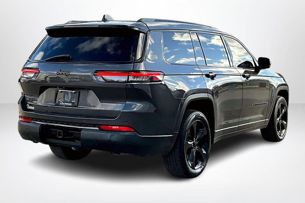 Used 2022 Jeep Grand Cherokee L Laredo image 5