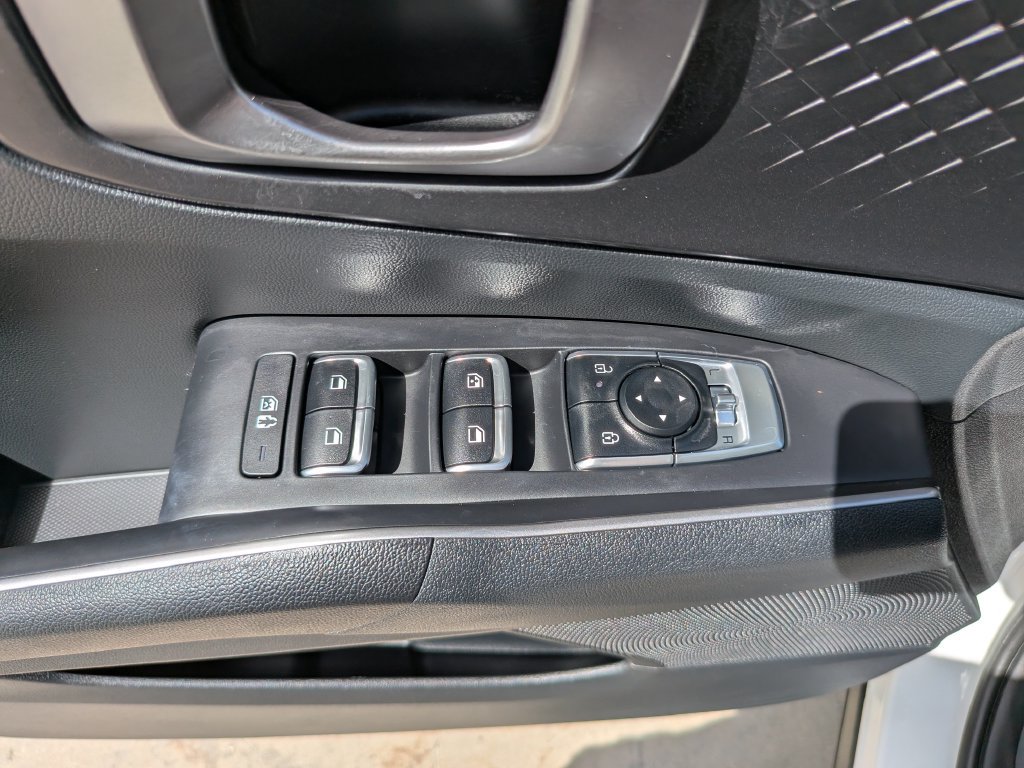 Certified 2026 Kia Sorento S w/ S Panoramic Sunroof Package FWD image 19