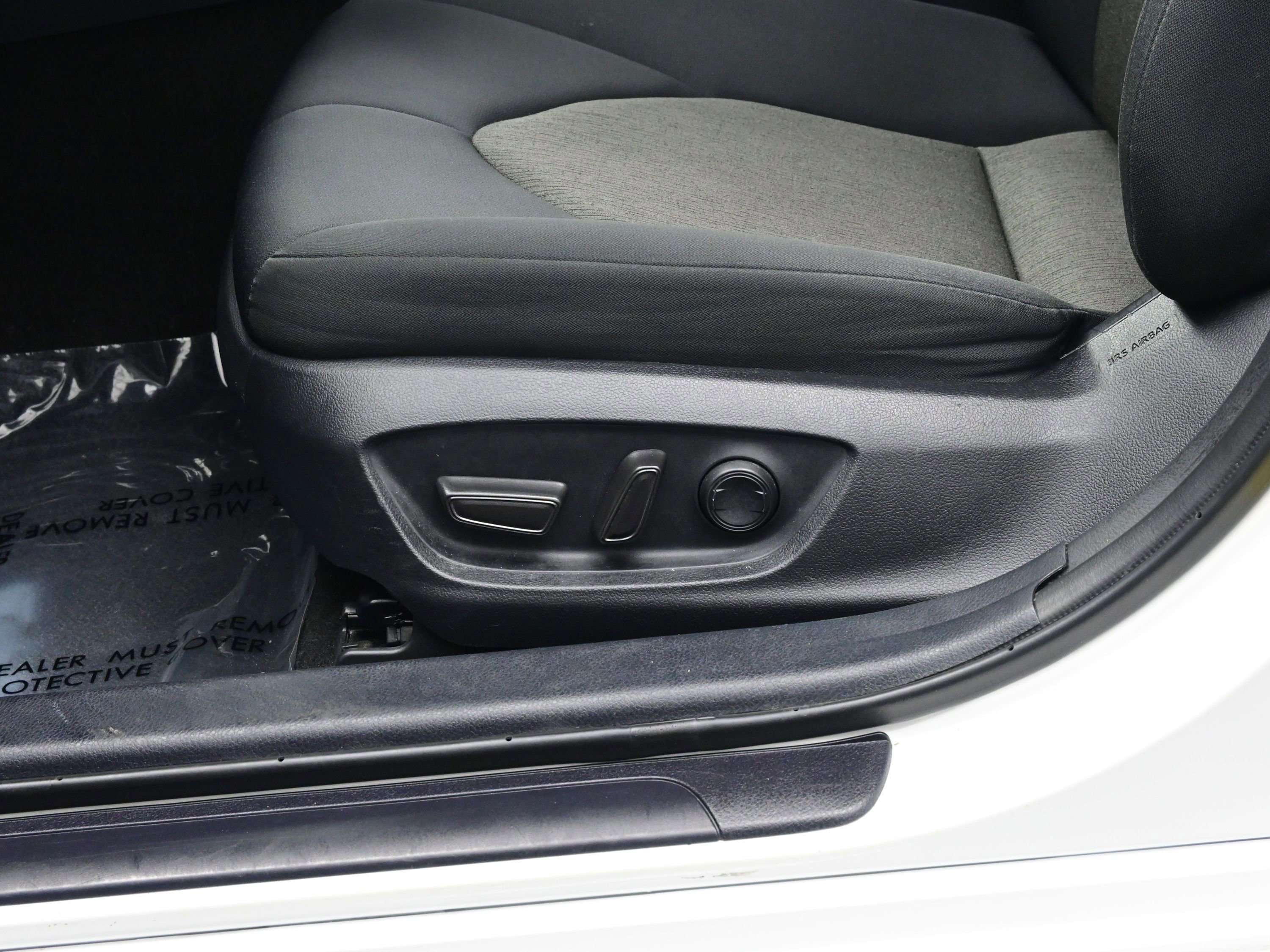 Used 2024 Toyota Camry LE image 11