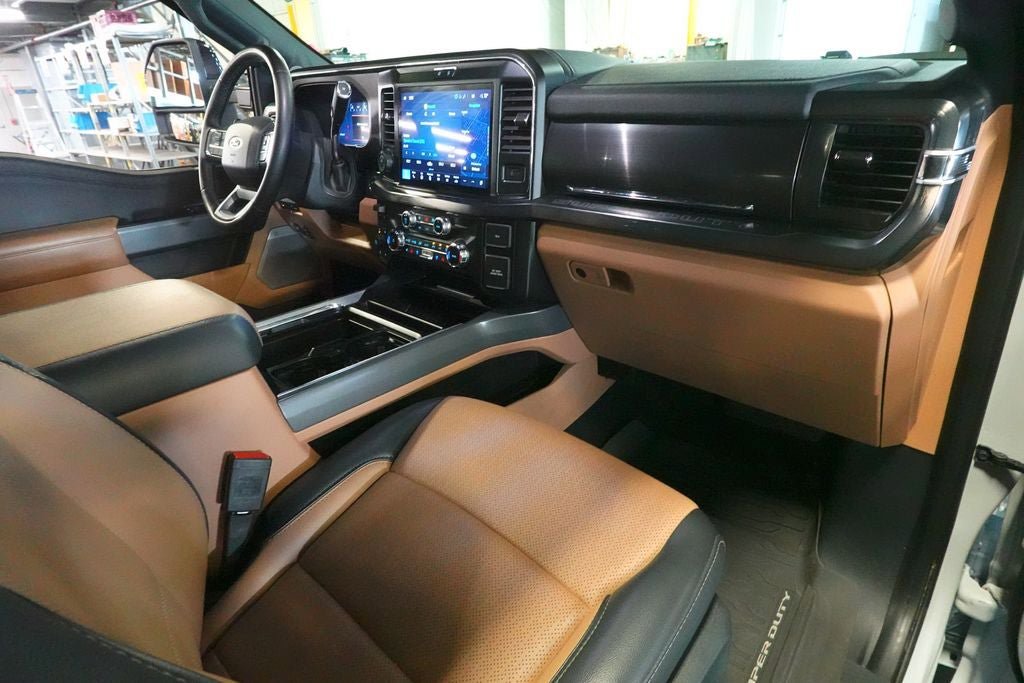 Used 2025 Ford F250 Lariat w/ Lariat Ultimate Package AWD/4WD image 33