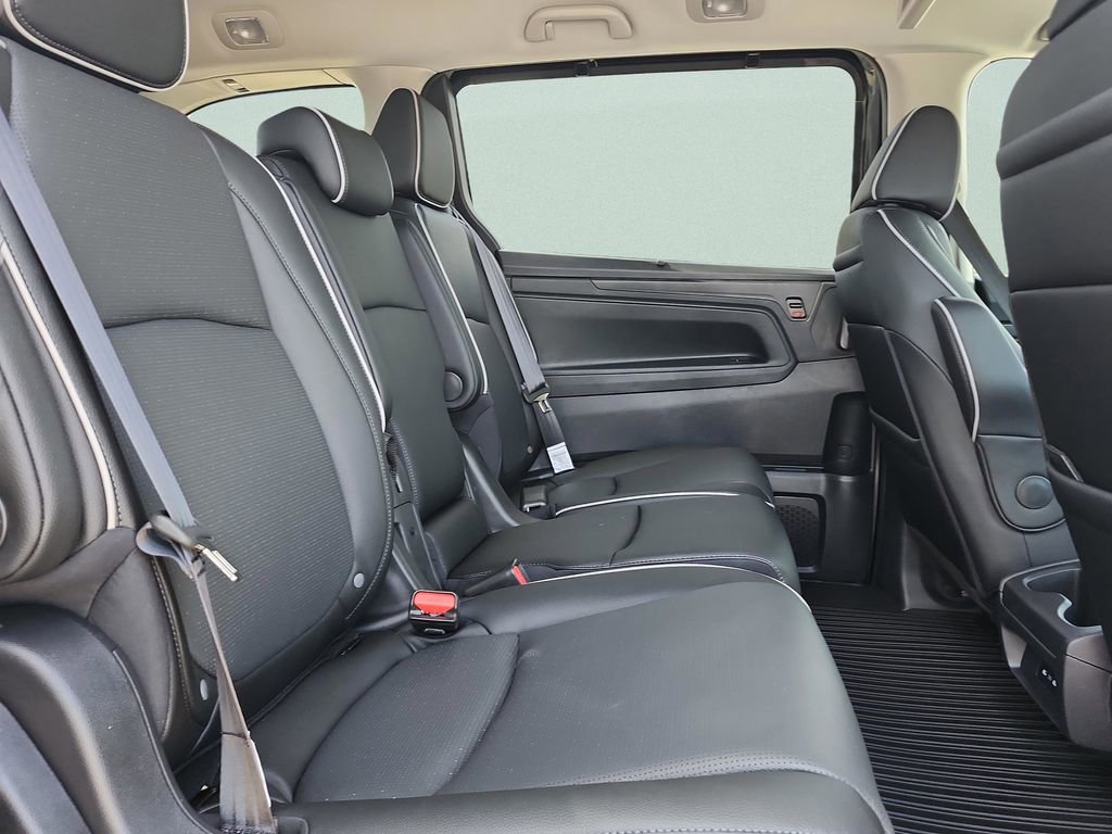 New 2026 Honda Odyssey Elite image 18