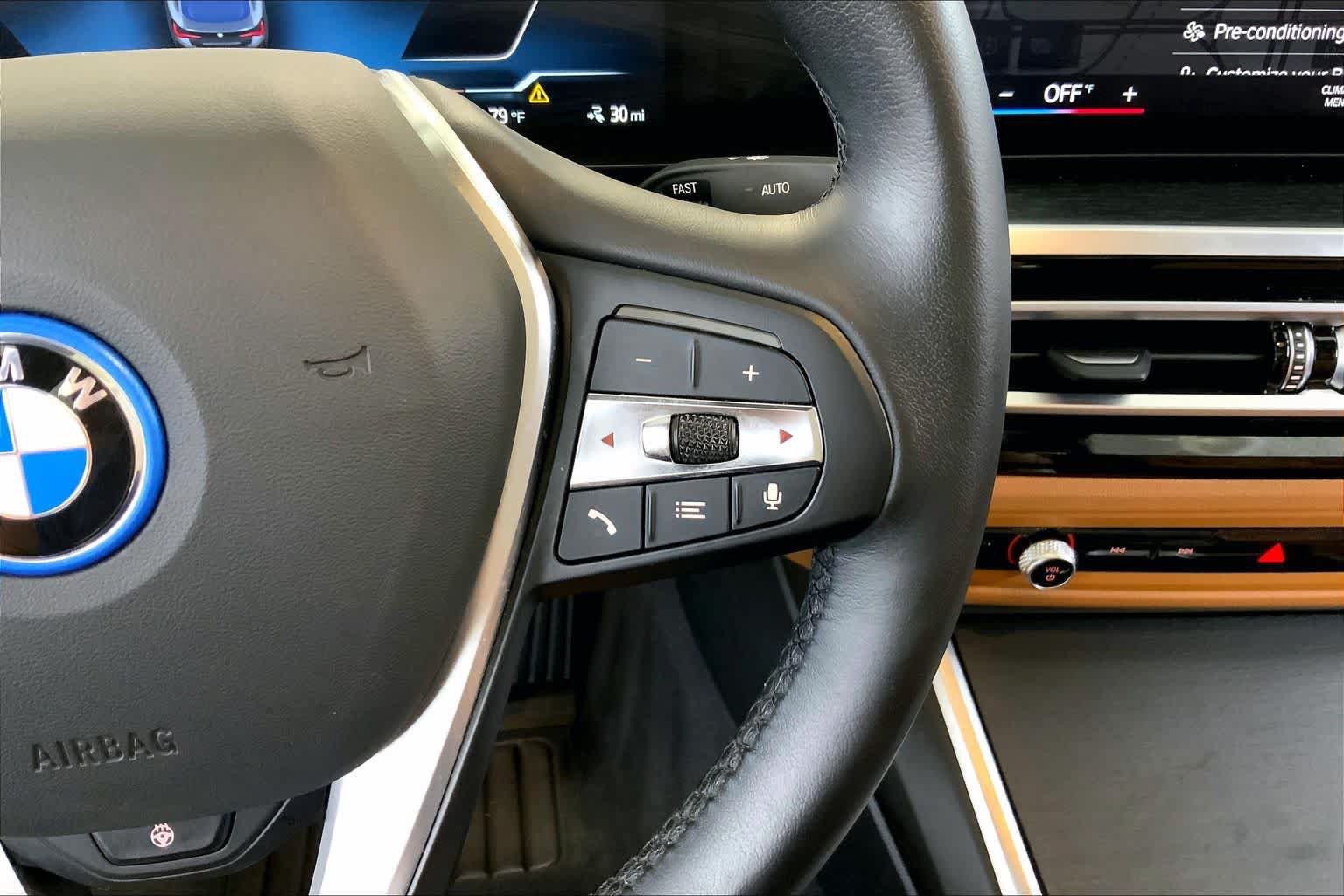 Used 2023 BMW i4 eDrive40 RWD image 24
