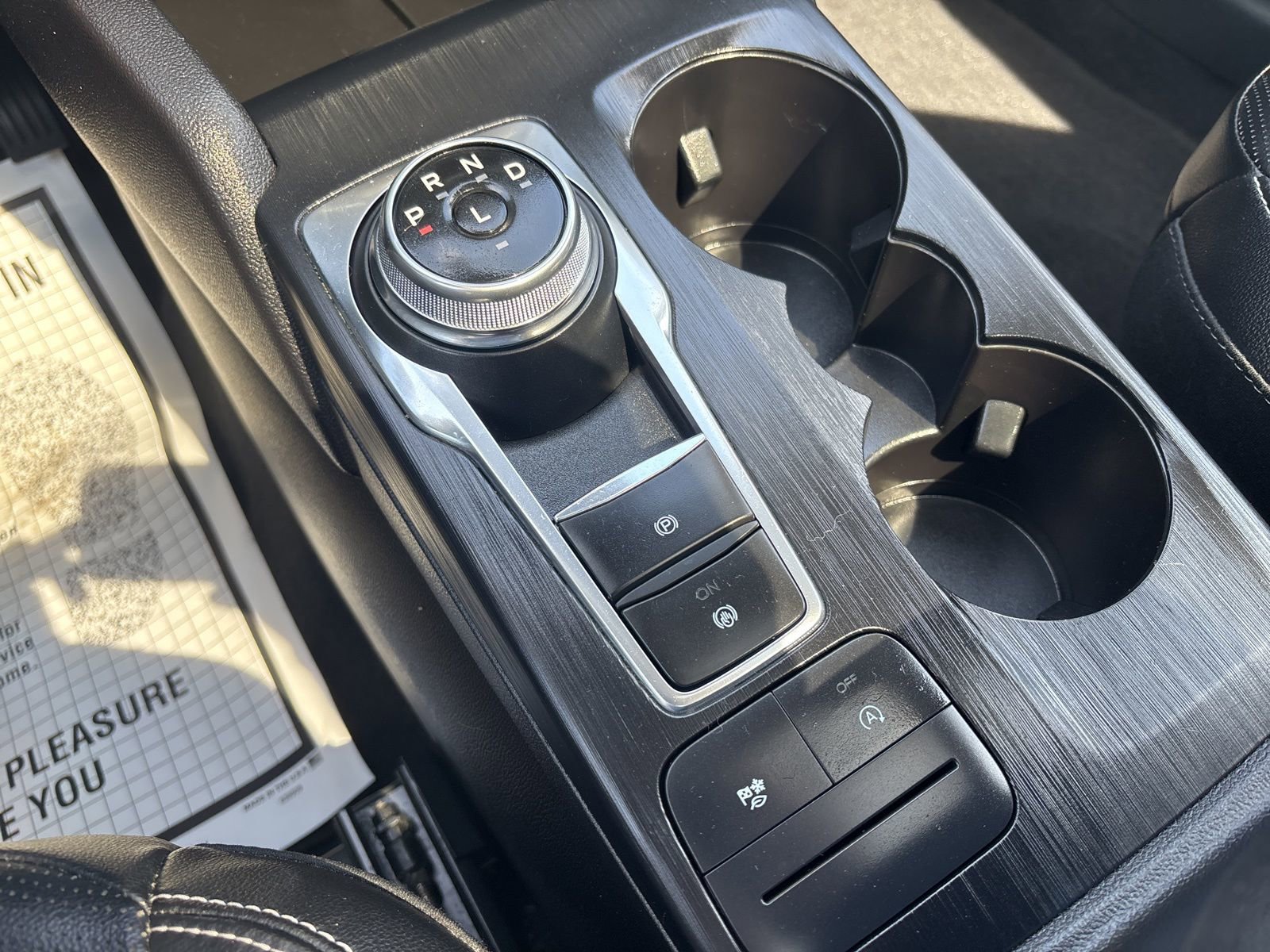 Used 2022 Ford Escape SEL image 24