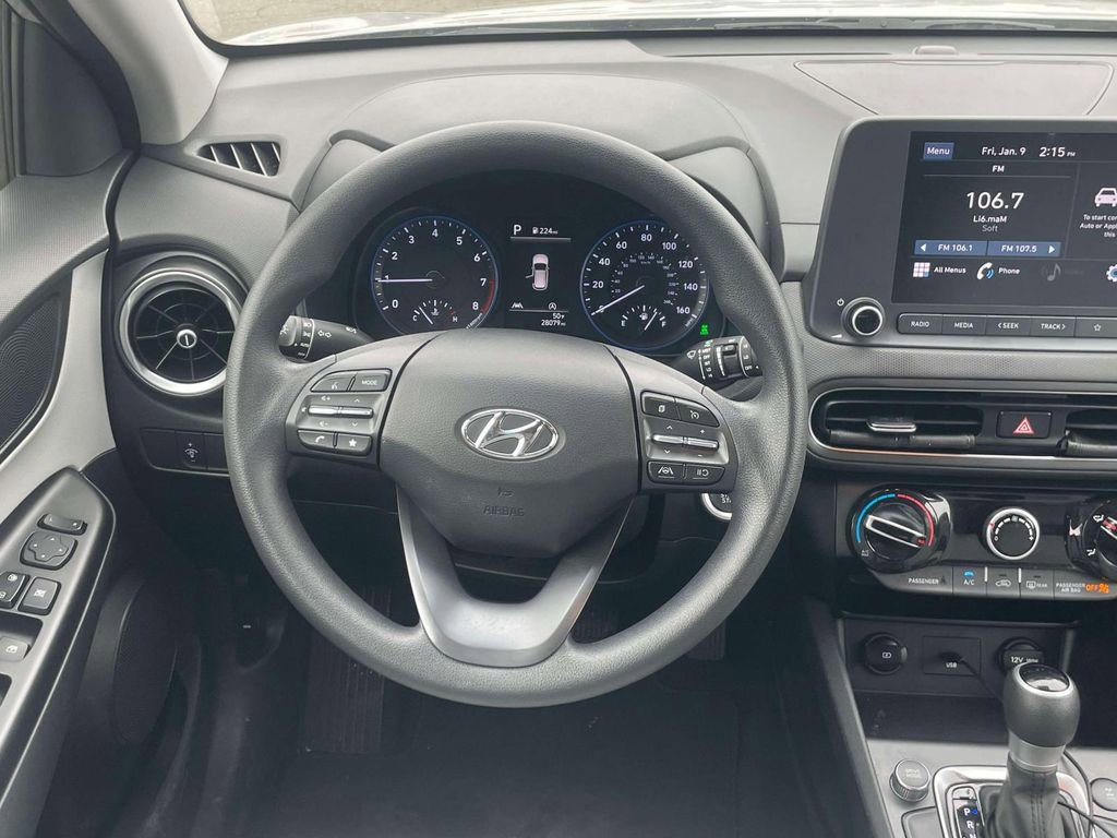 Used 2023 Hyundai Kona SEL image 14