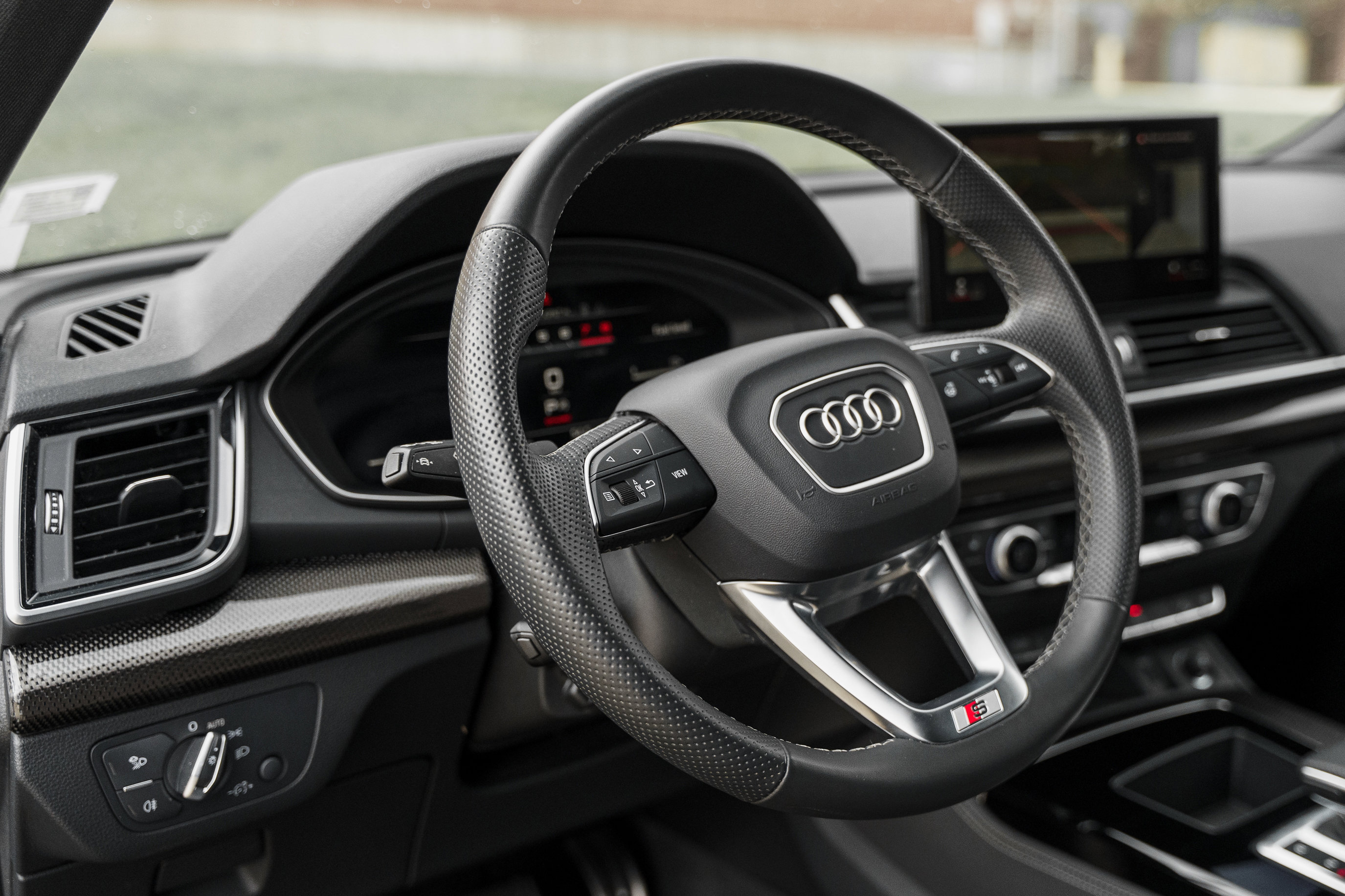 Certified 2025 Audi SQ5 Premium Plus w/ Premium Plus Package AWD/4WD image 10