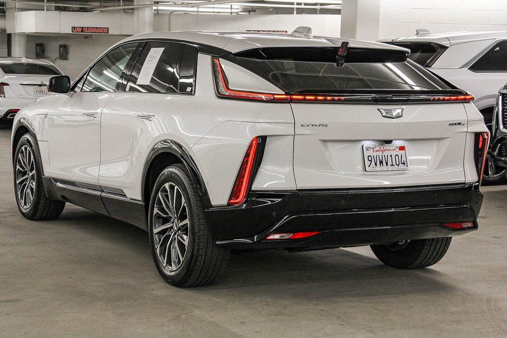 Used 2025 Cadillac Lyriq Sport image 4