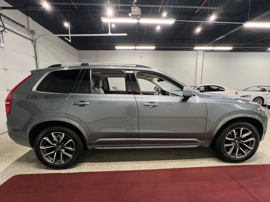 Used 2016 Volvo XC90 T6 Momentum image 7