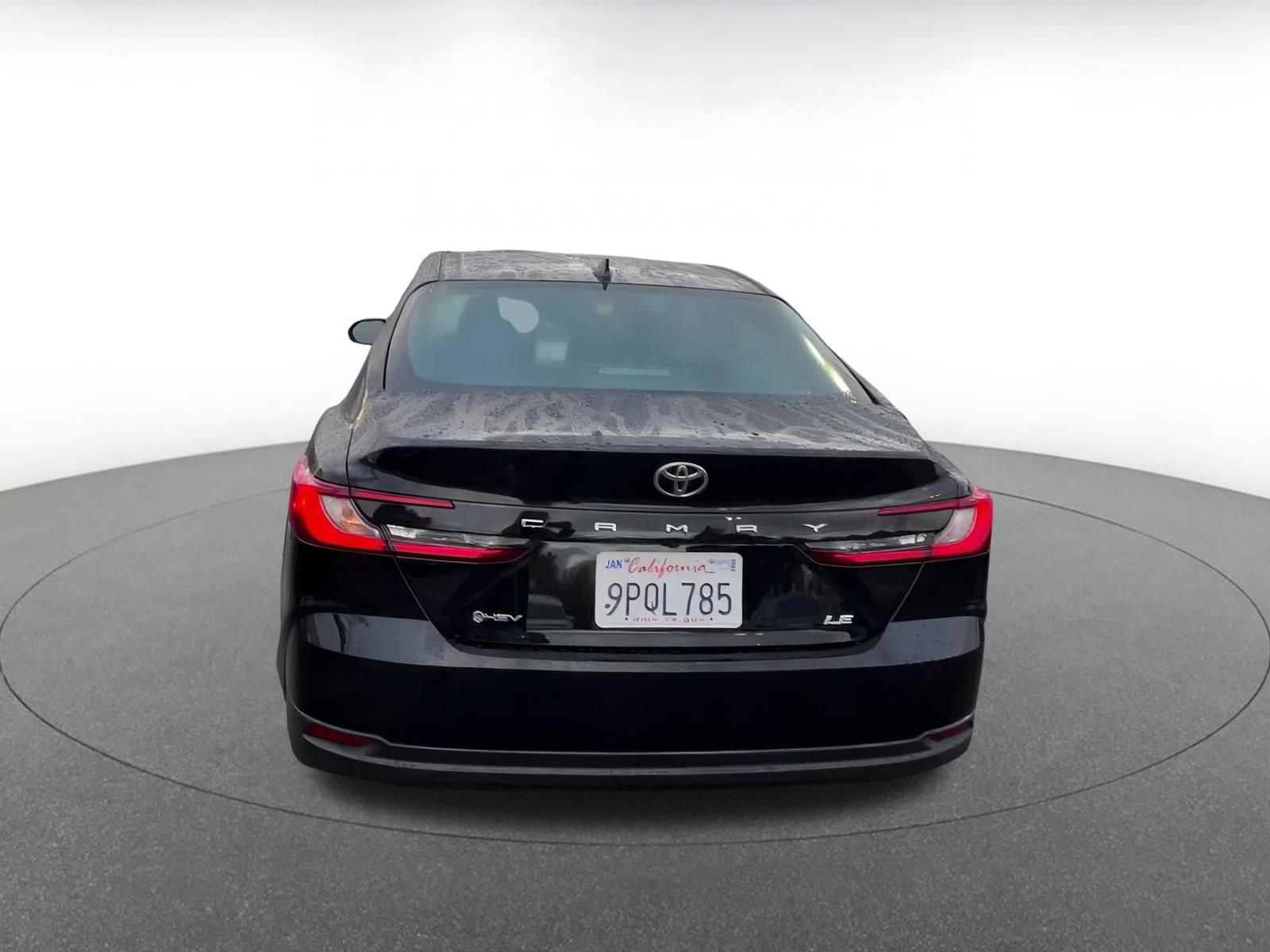 Used 2025 Toyota Camry LE image 12