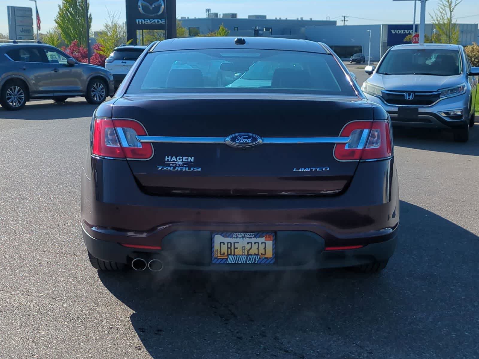 Used 2011 Ford Taurus Limited w/ 303A Rapid Spec Order Code FWD image 5