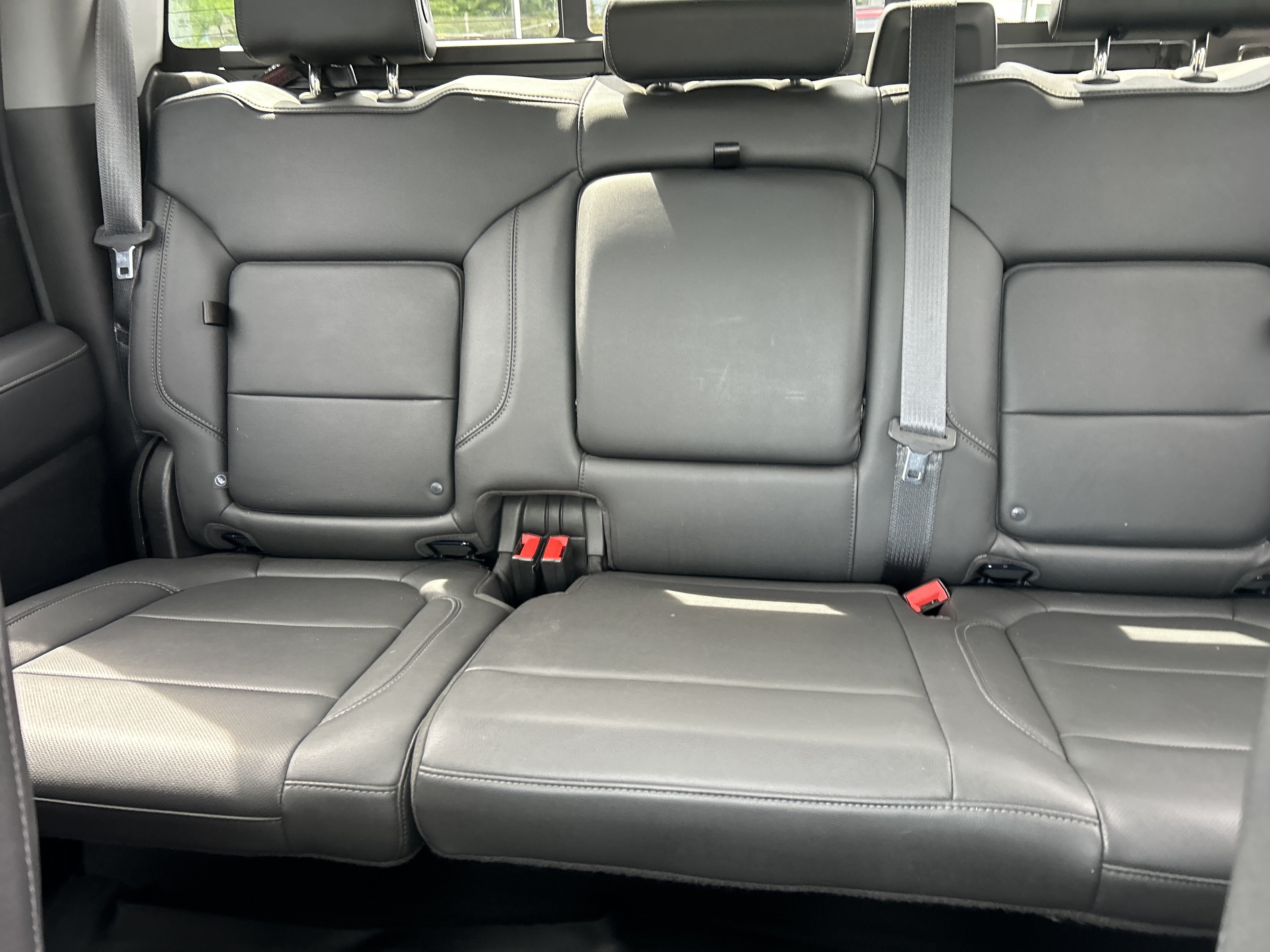 Used 2021 GMC Sierra 1500 SLT w/ SLT Convenience Package AWD/4WD image 30