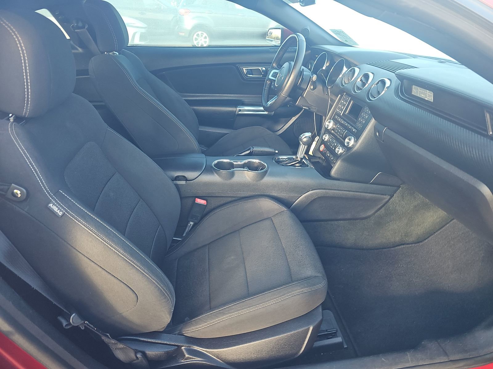 Used 2017 Ford Mustang Coupe image 14