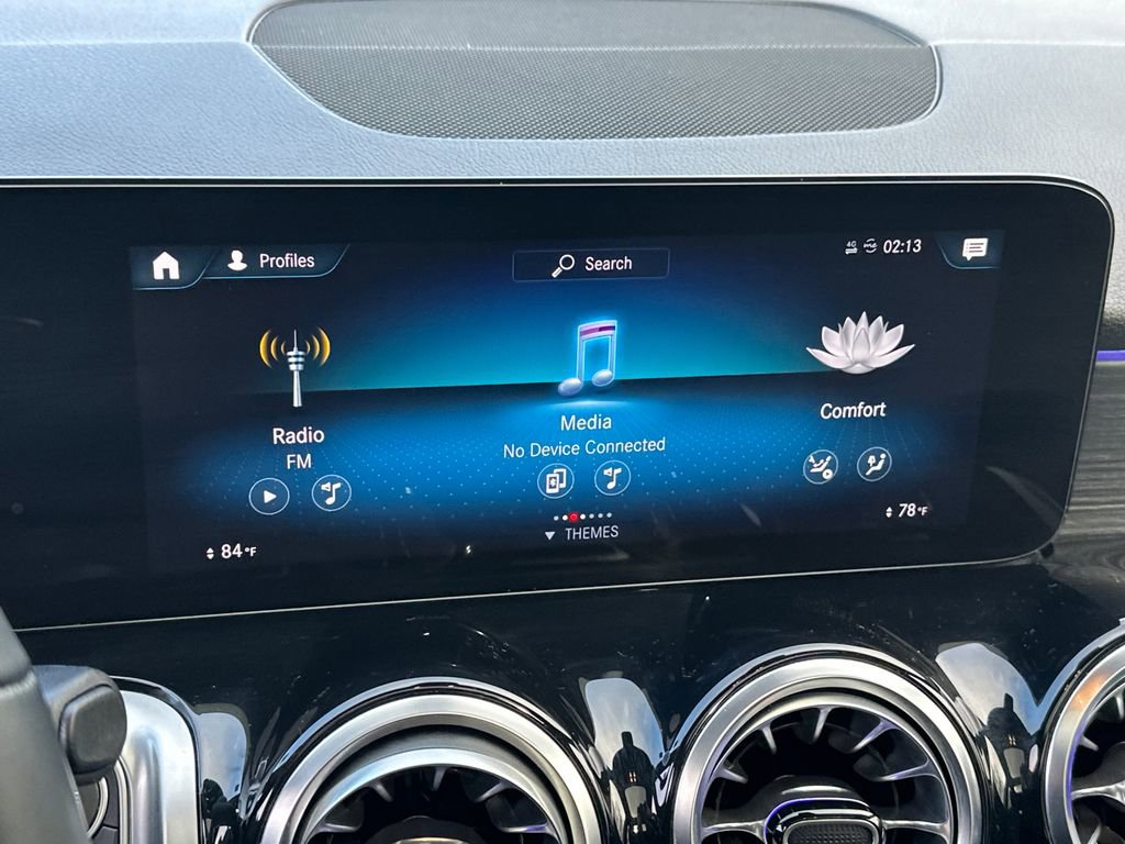 Used 2023 Mercedes-Benz GLB 250 4MATIC image 31