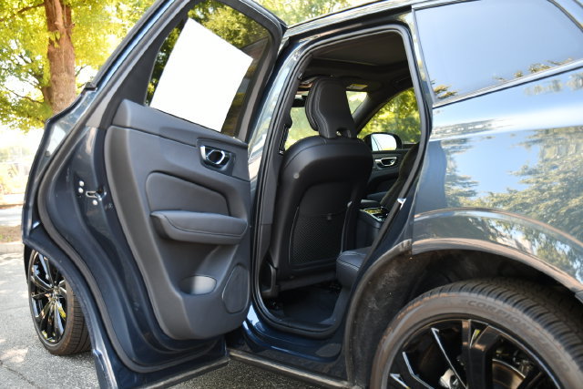 New 2026 Volvo XC60 B5 Ultra w/ Climate Package AWD/4WD image 16