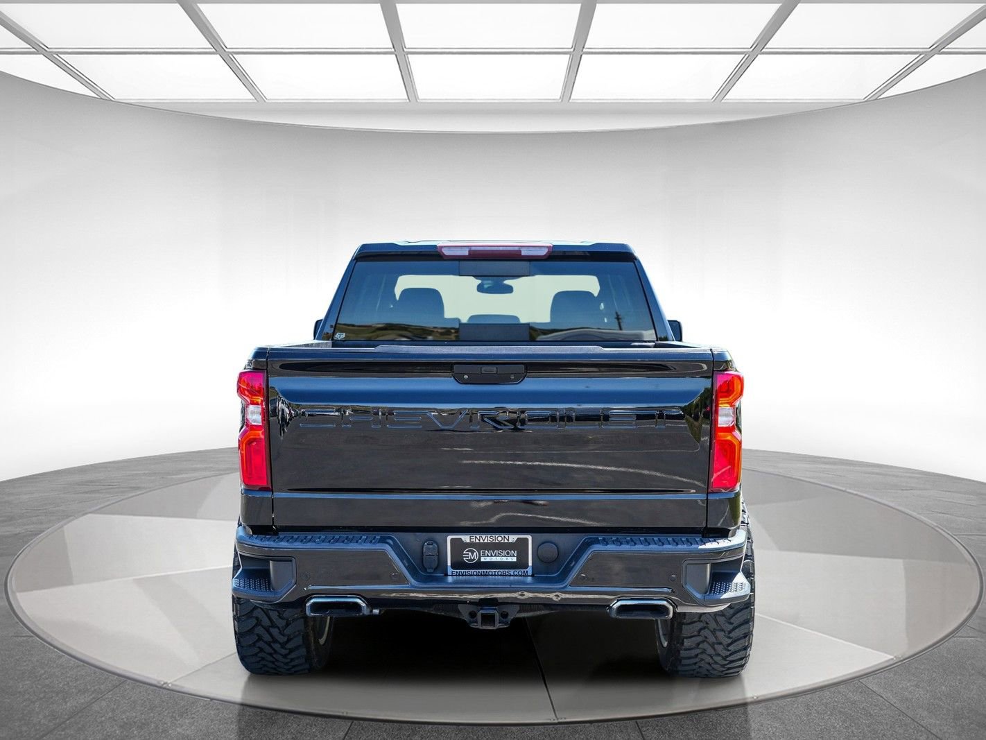 Used 2020 Chevrolet Silverado 1500 LT Trail Boss AWD/4WD image 3