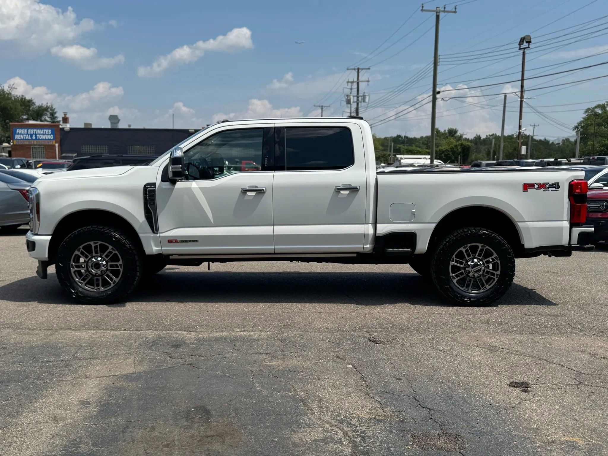 Used 2024 Ford F250 Limited w/ FX4 Off-Road Package image 8