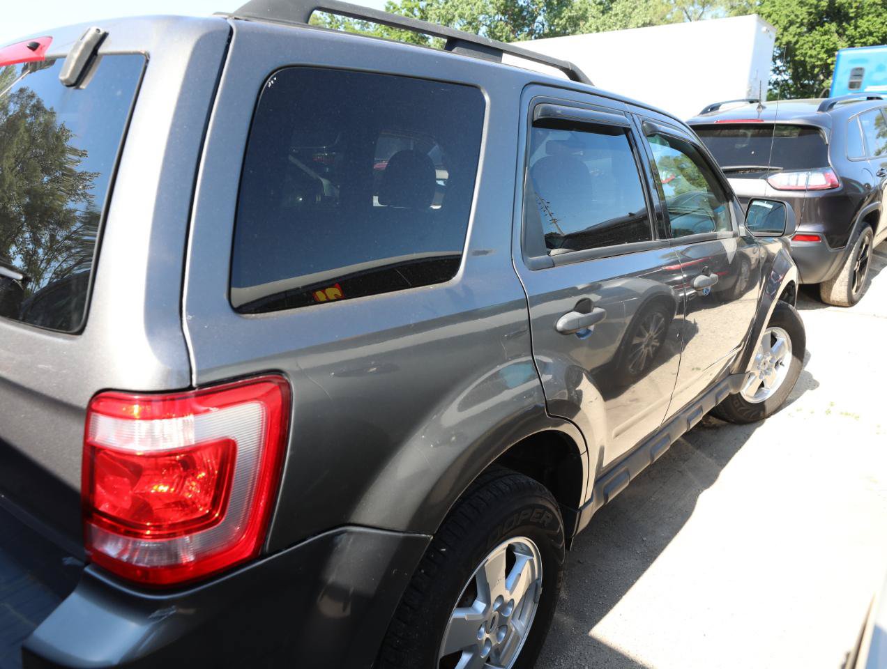 Used 2009 Ford Escape XLT FWD image 7