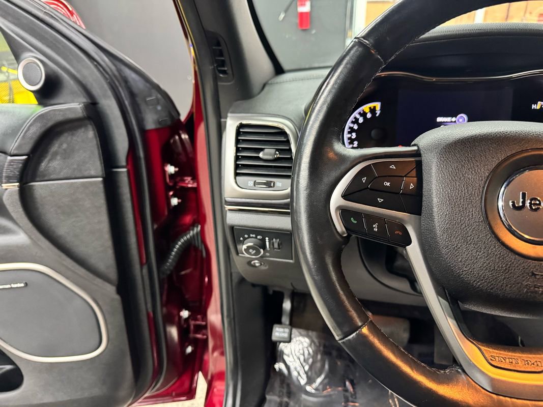 Used 2018 Jeep Grand Cherokee High Altitude image 23