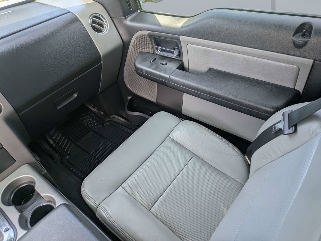 Used 2005 Ford F150 XLT AWD/4WD image 17
