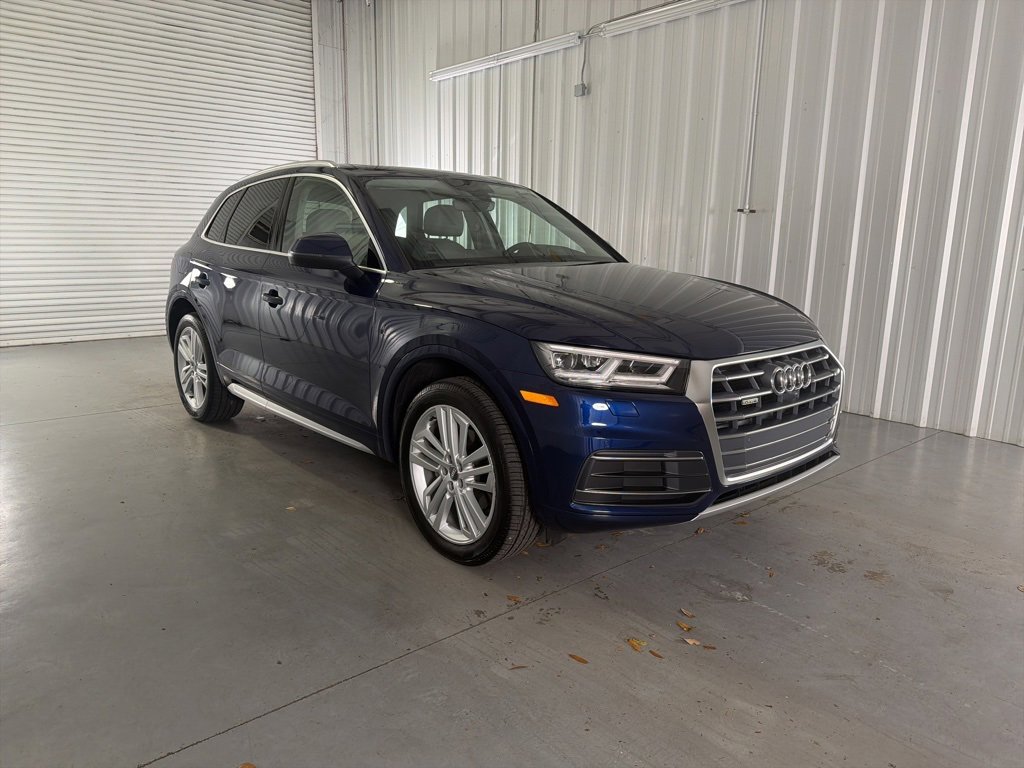 Used 2018 Audi Q5 Prestige w/ Prestige Package image 3