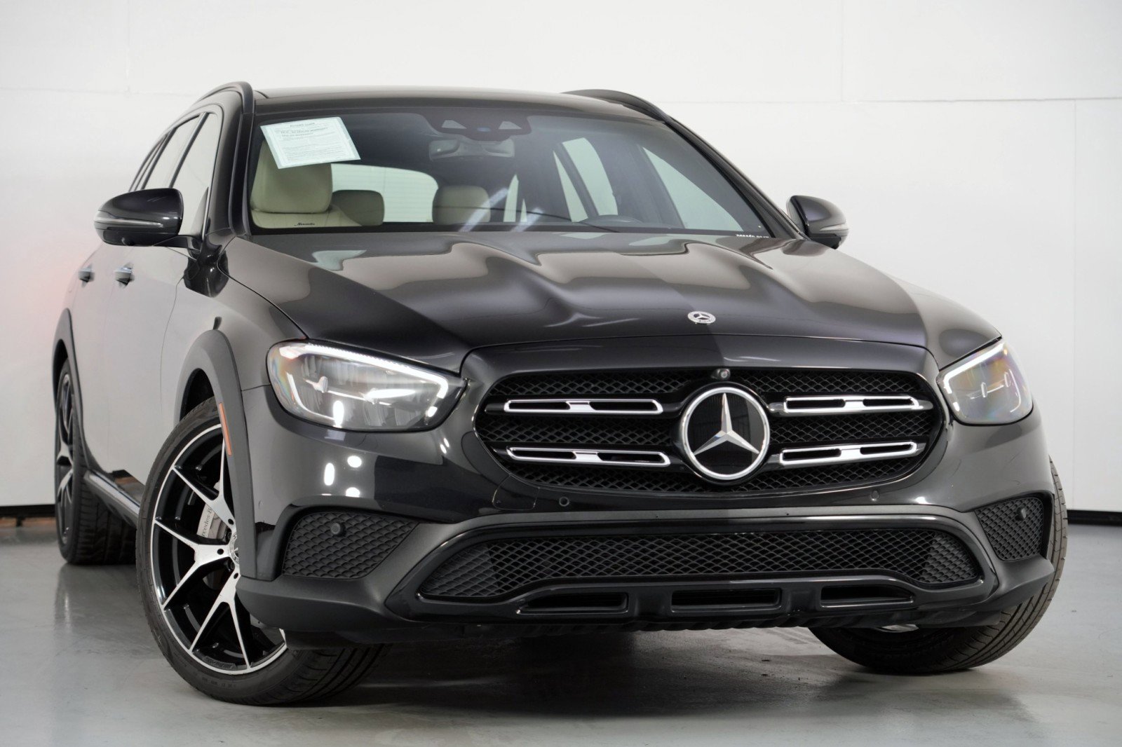 Used 2022 Mercedes-Benz E 450 4MATIC All-Terrain Wagon w/ Driver Assistance Package image 3