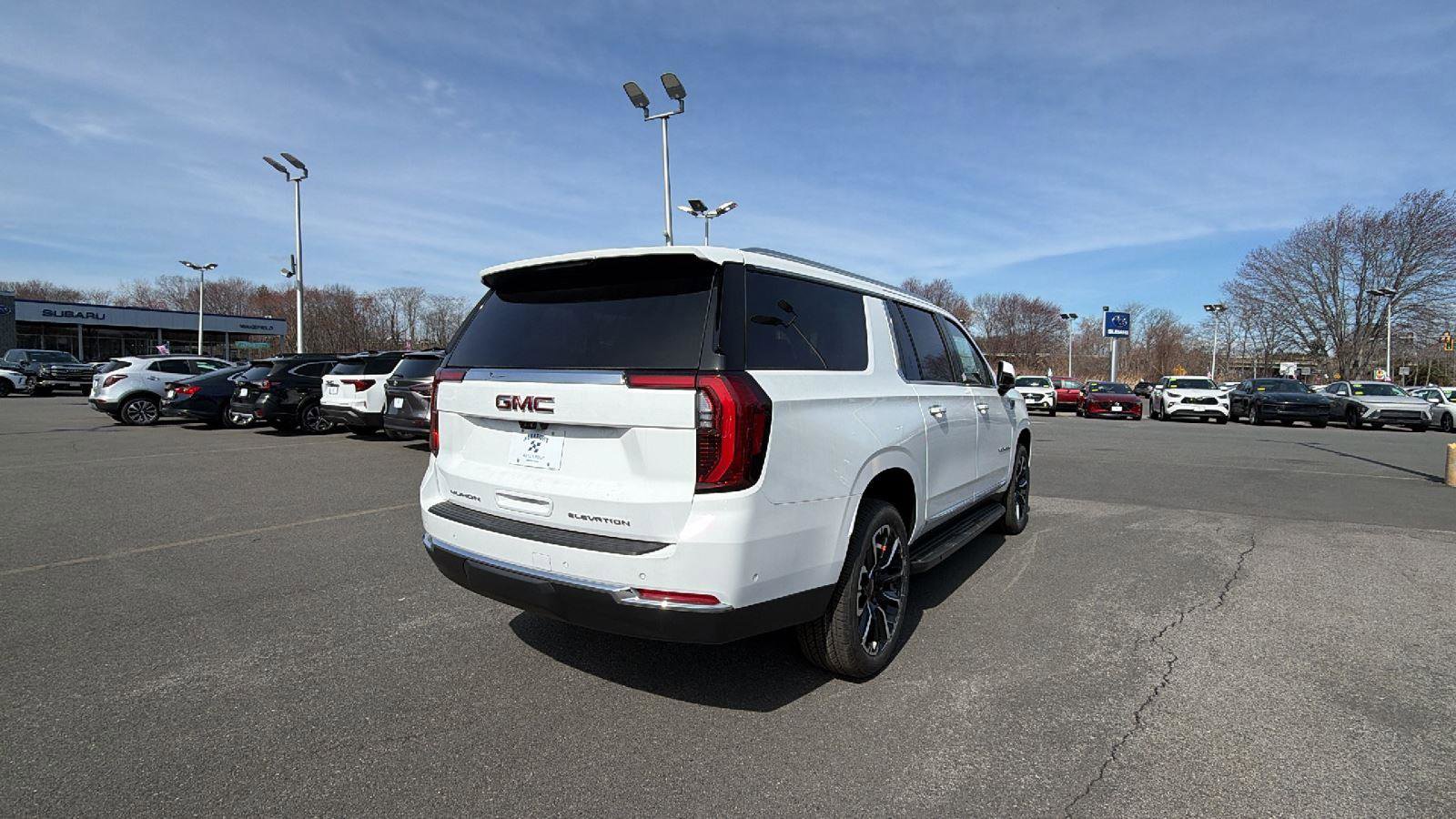 New 2026 GMC Yukon XL Elevation w/ Elevation Premium Package AWD/4WD image 7