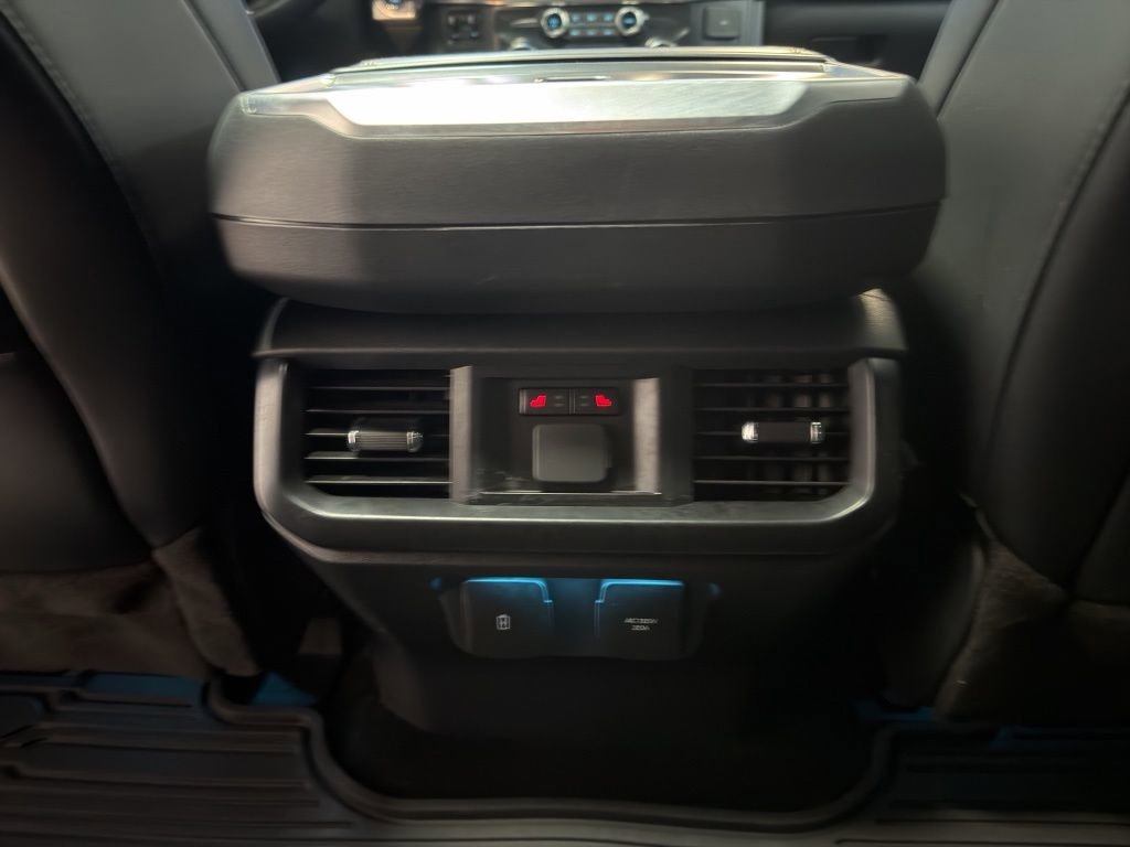 Used 2022 Ford F150 Raptor w/ Equipment Group 801A High AWD/4WD image 17