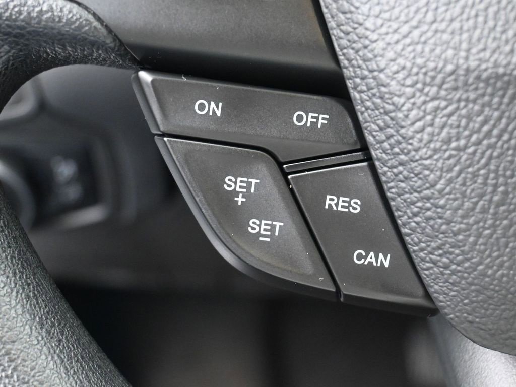 Used 2017 Ford Focus SEL image 16