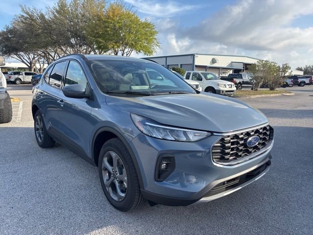 Certified 2026 Ford Escape ST-Line Select w/ Tech Pack #1 image 3