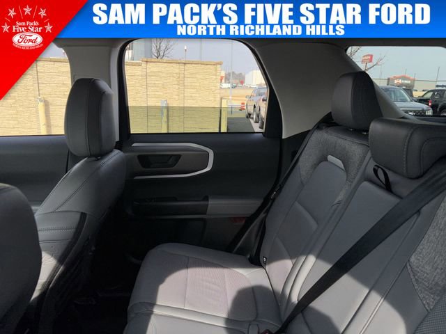 Used 2025 Ford Bronco Sport Badlands image 14