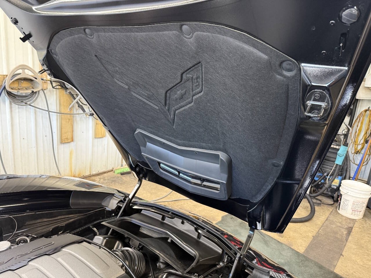 Used 2017 Chevrolet Corvette Stingray Coupe RWD image 75