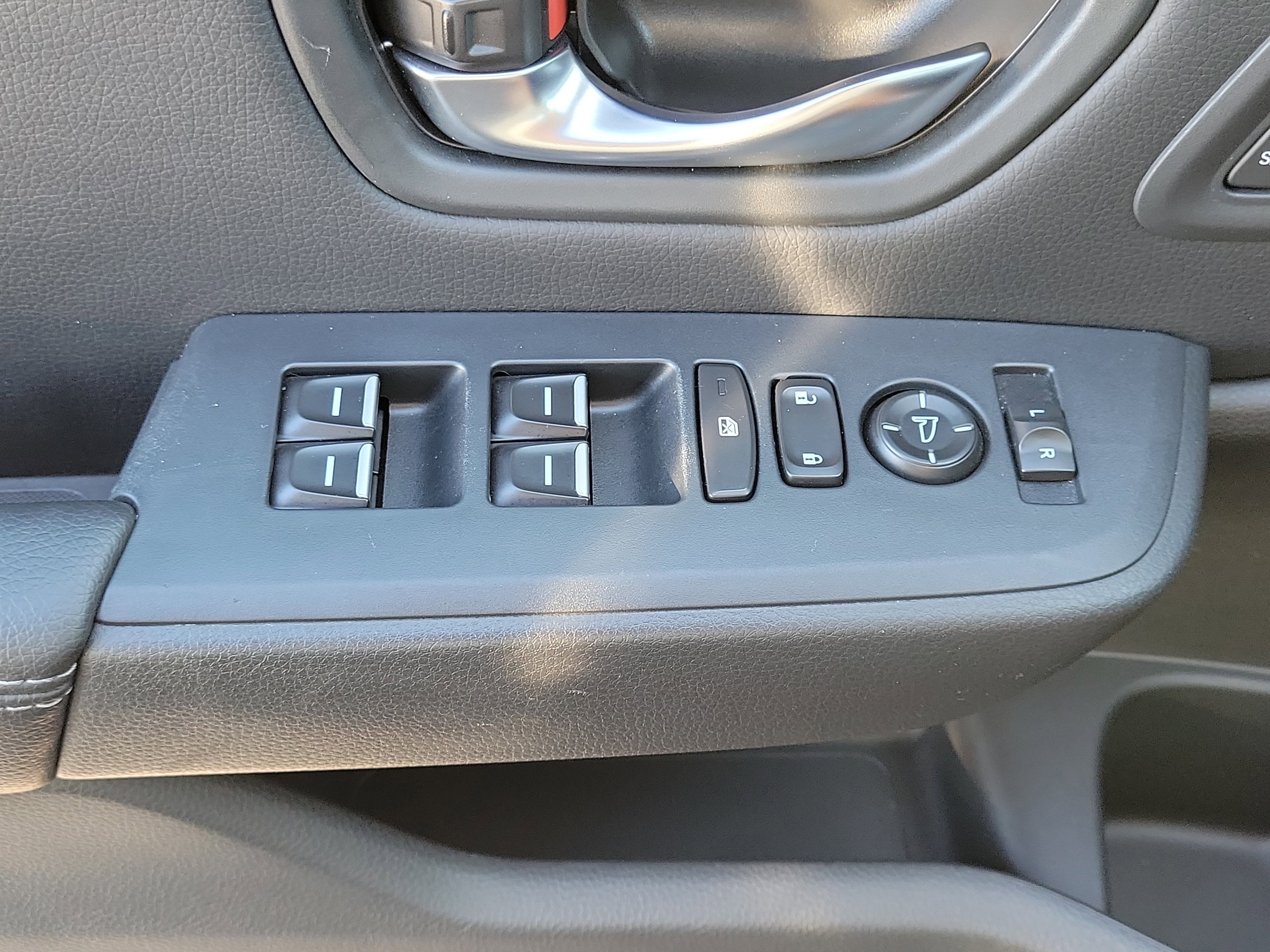 Used 2023 Honda Pilot EX-L image 27