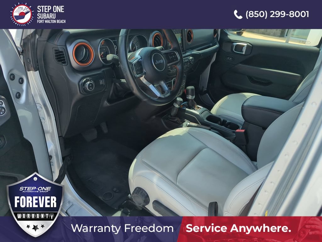 Used 2023 Jeep Gladiator Mojave w/ Cold Weather Group AWD/4WD image 11