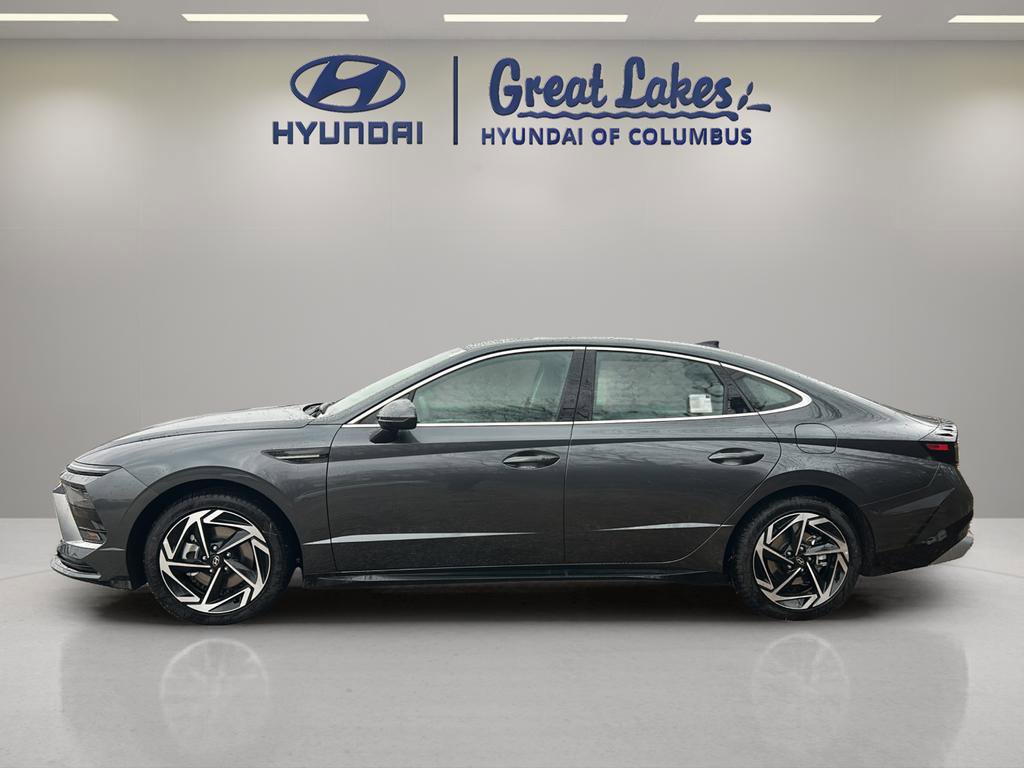 New 2026 Hyundai Sonata SEL FWD image 2